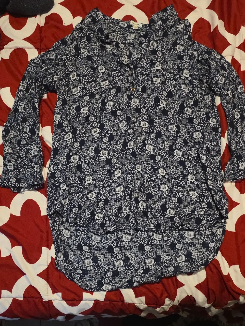 TeenBell Navy and White Floral Top
